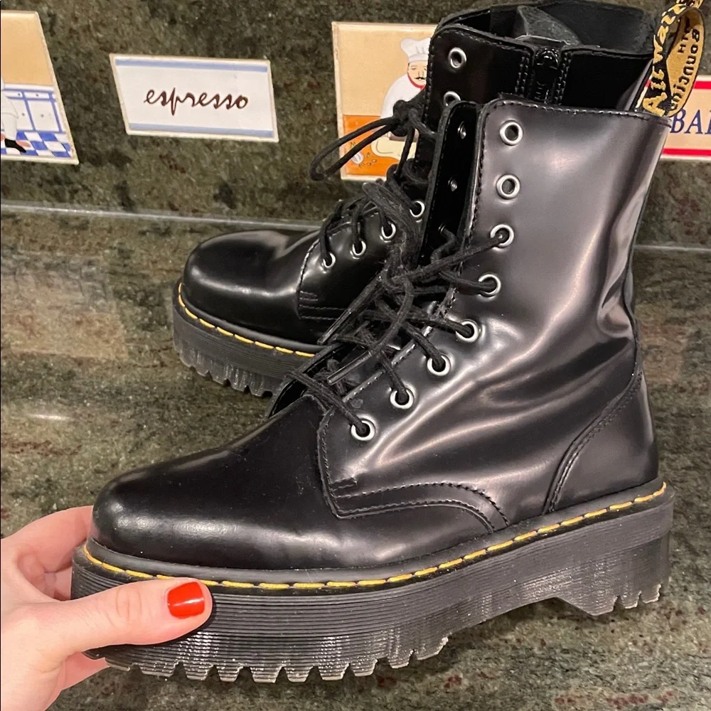 Dr. Martens Leather Women's Boots JADON Platform FITS US 9 marked EU 41 US 8 - Picture 9 of 16